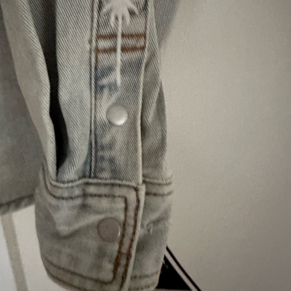 Denim Shacket - Picture 7 of 10